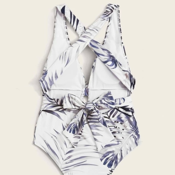 🩱 one piece swimsuit - Picture 2 of 5